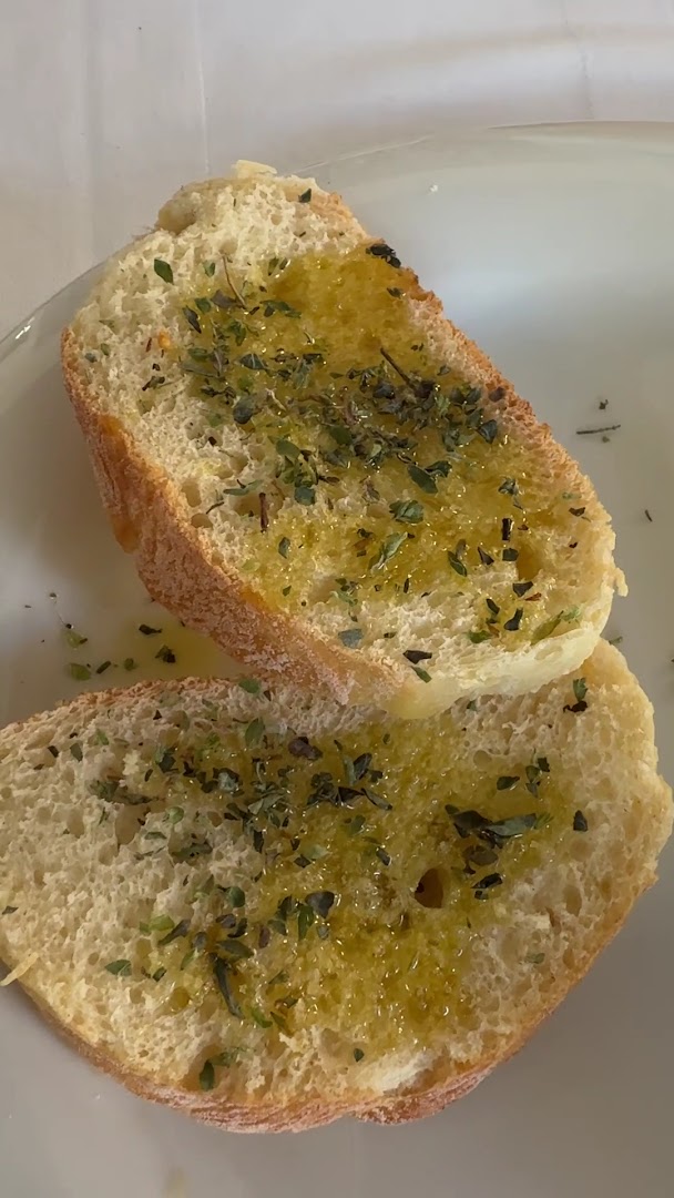 PUROS Sicilian Restaurant & Pizzeria