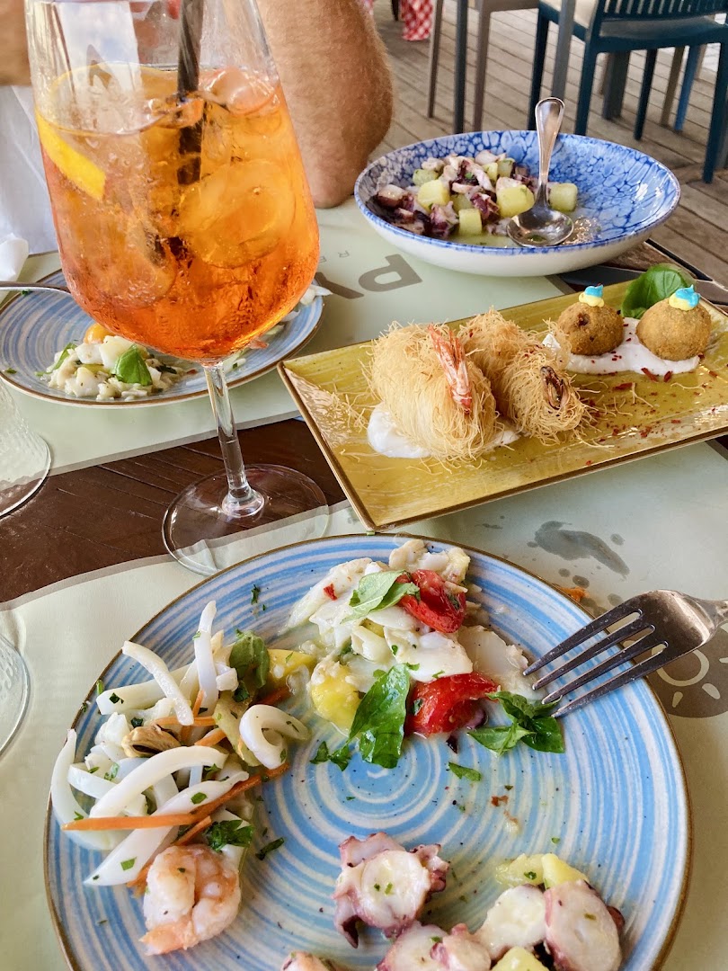 Pyrgo restaurant