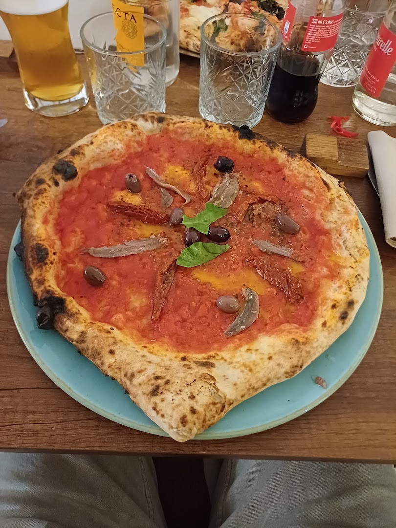 QTredici Lounge Pizza