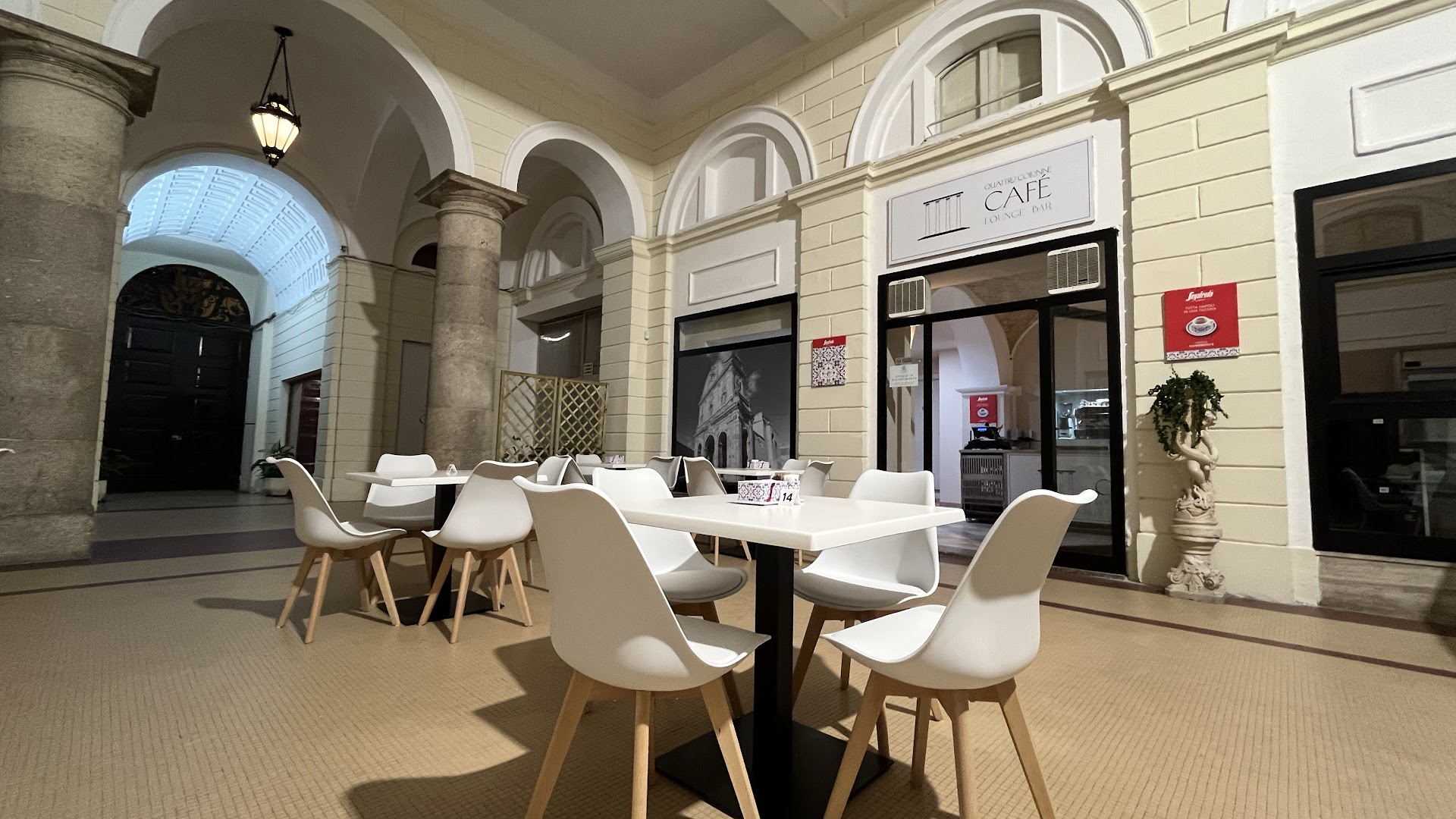 Quattro Colonne Cafè, Sassari