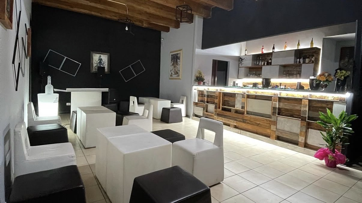 Qube taverna