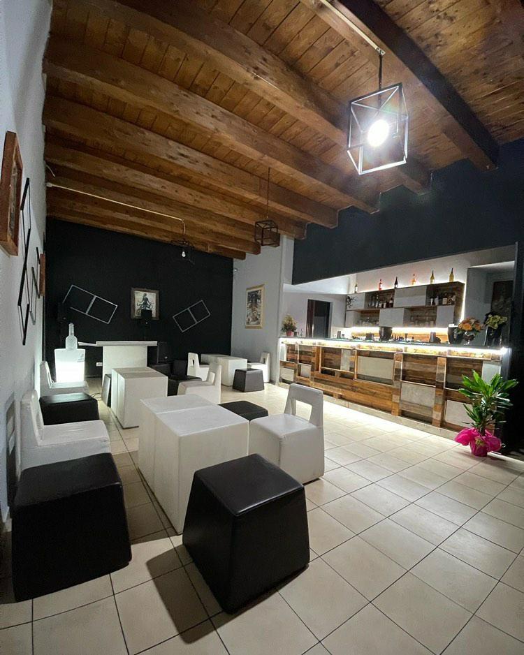 Qube taverna