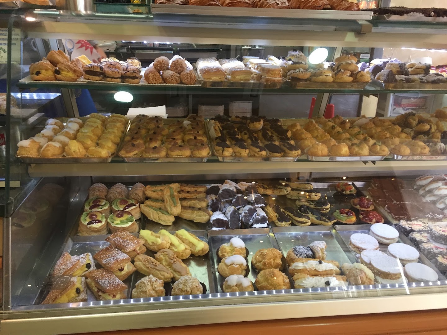 Queen Bar (Montebianco)