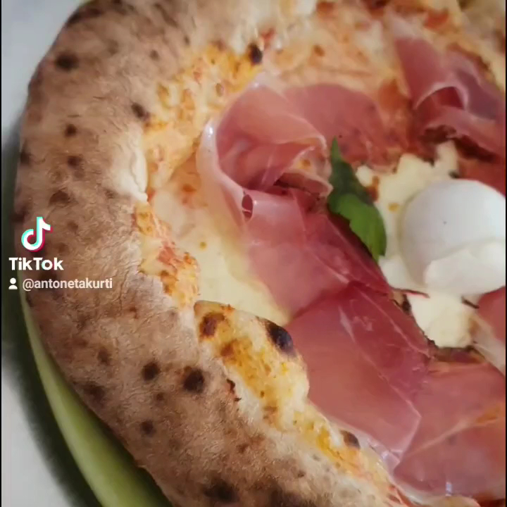 Queen Ristorante & Pizzeria