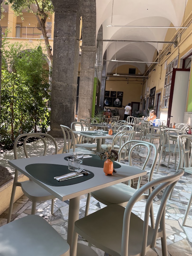 Quostro - Qucina,Qocktail,Qatering,Qultura