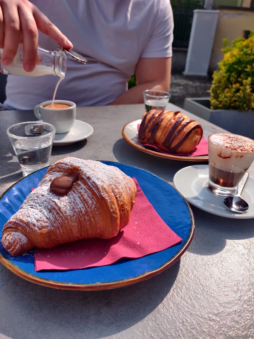Rabaioli pane dolci e caffè
