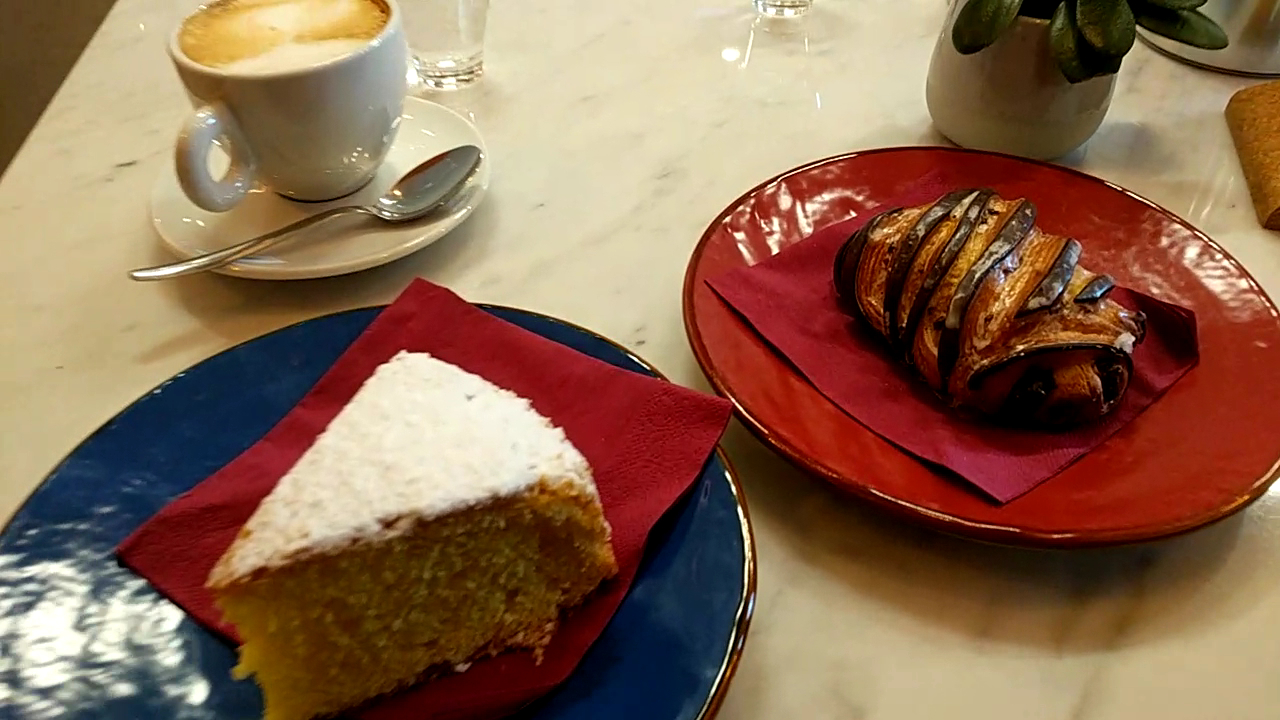 Rabaioli pane dolci e caffè