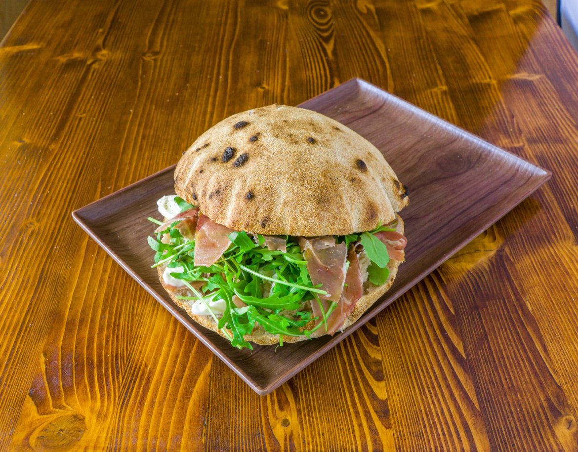 Radici pizzeria Bologna, Bologna