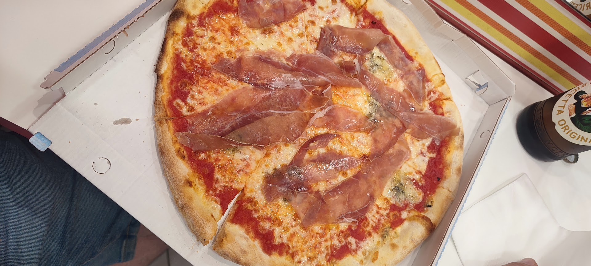 Rafa Pizzeria & Kebab