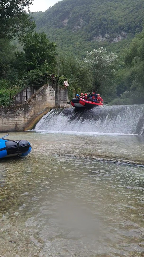 Rafting Nomad, Vallo di Nera