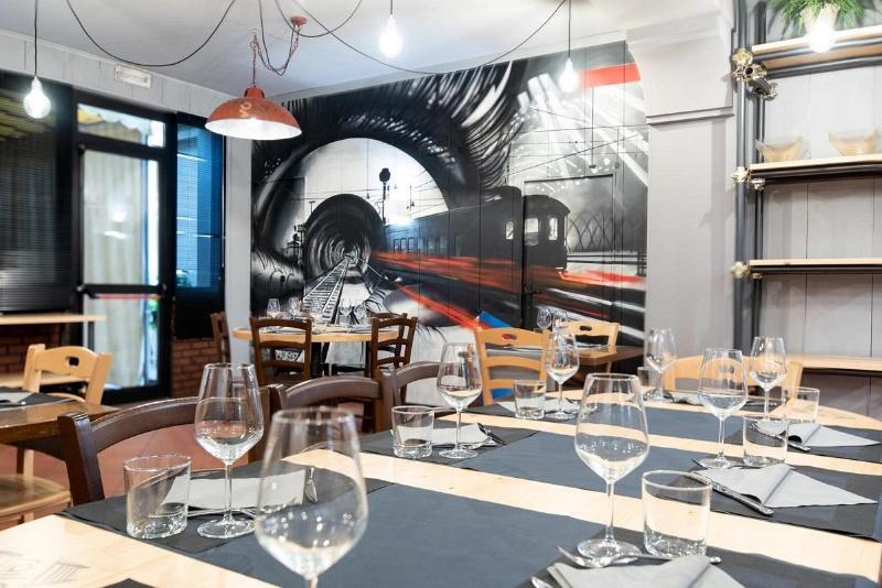 Rails Ristorante - Pizzeria Gourmet & Cocktail Bar