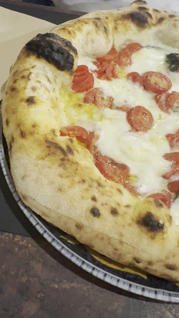 Raimondo's Pizzeria Contemporanea