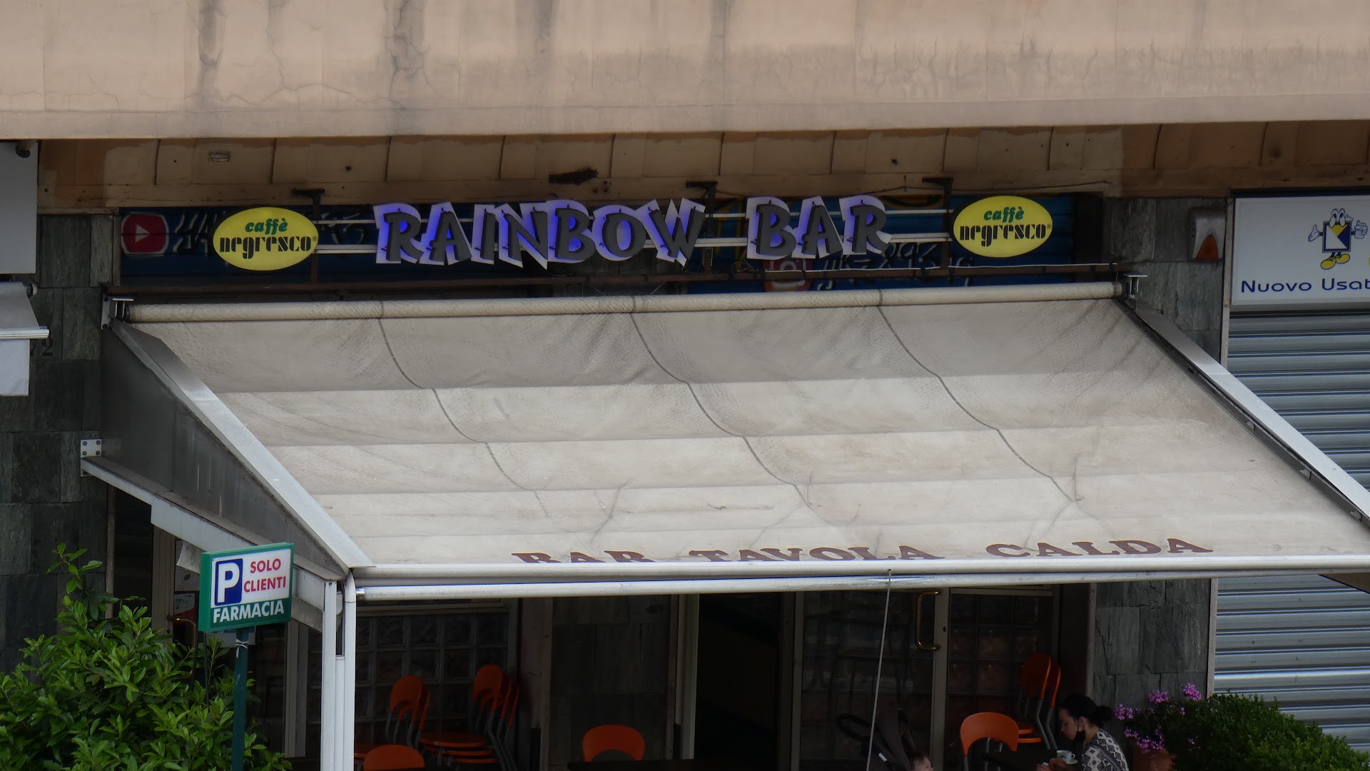 Rainbow Bar Snc