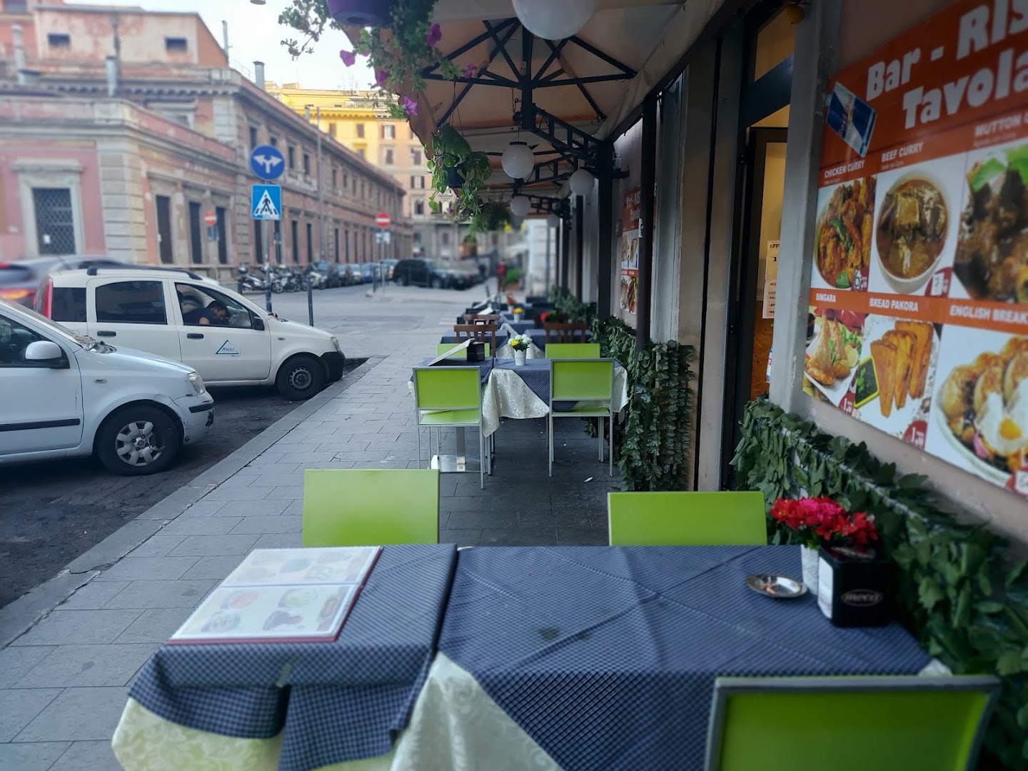 RAJA CHICKEN HUT & BAR