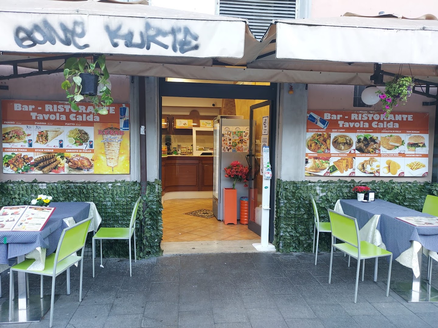 RAJA CHICKEN HUT & BAR
