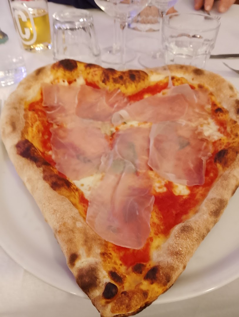 Raketown Pizza e Cucina