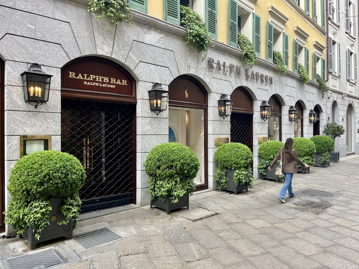 Ralph's Bar
