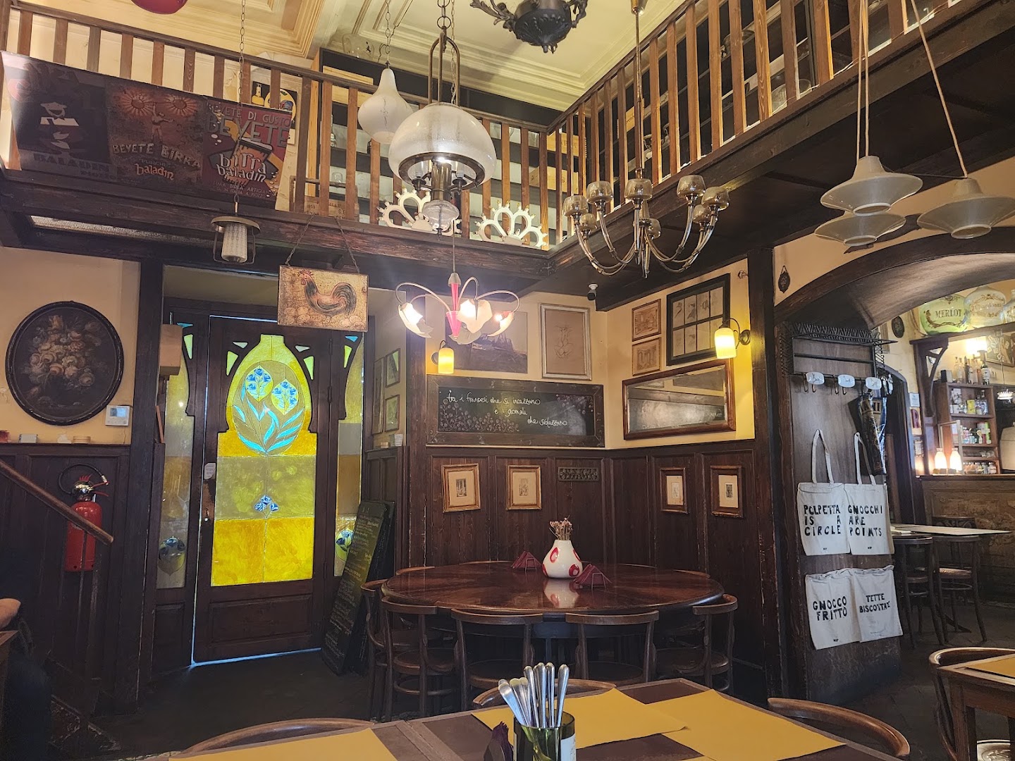 Razmataz | Wine Bar Catania