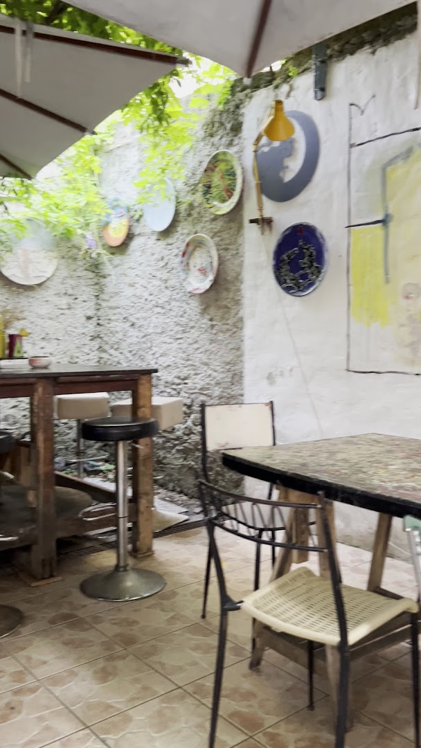 Re Mescio Le Bistrot Artistique