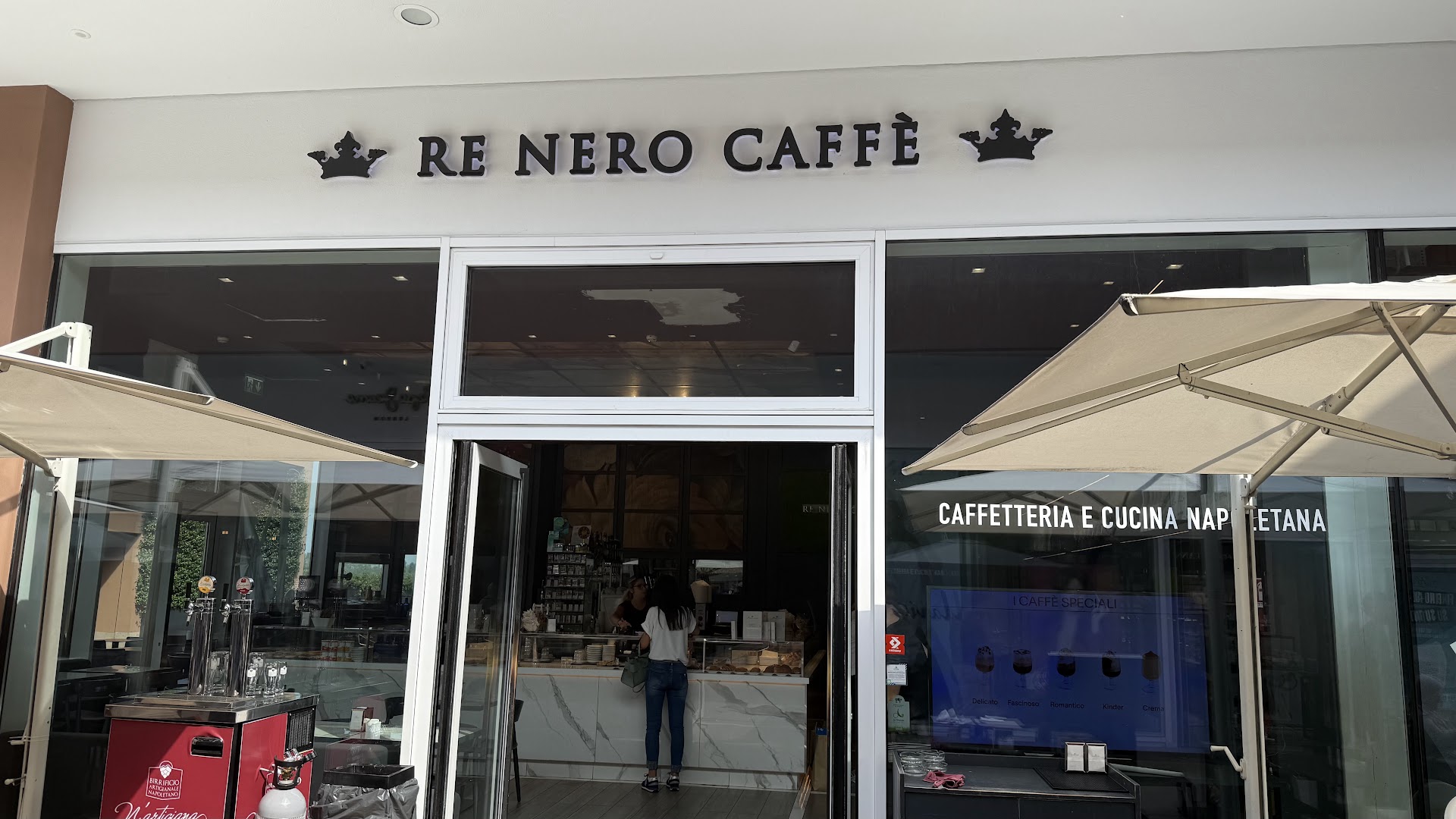 Re Nero Caffè