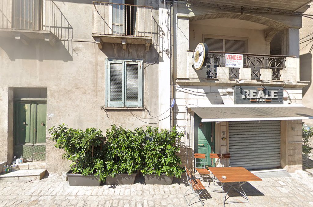Reale bar