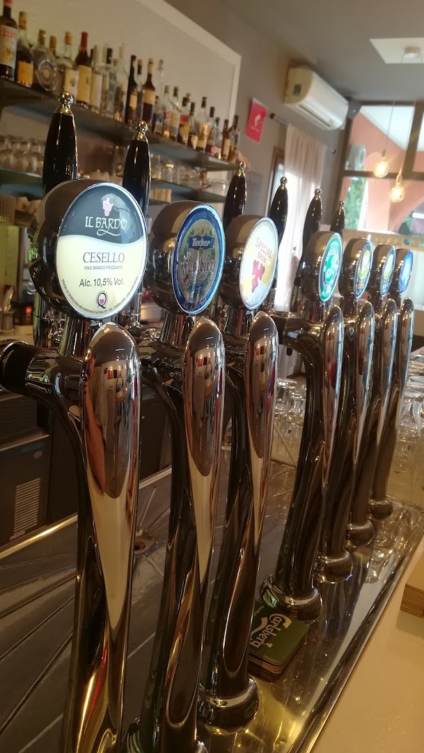 Rebirth Pub
