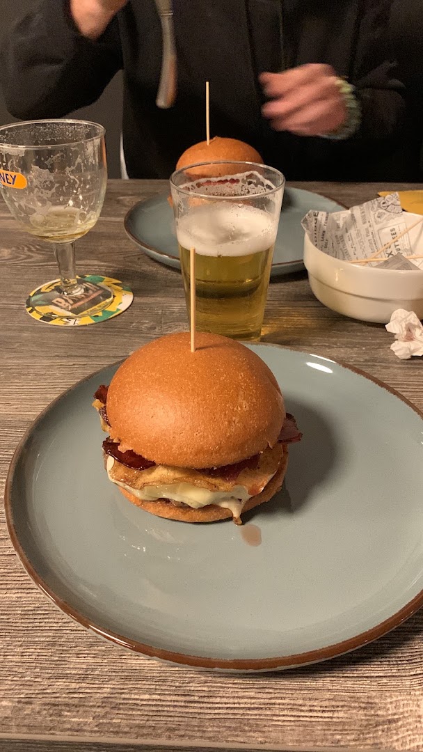 Rebirth Pub