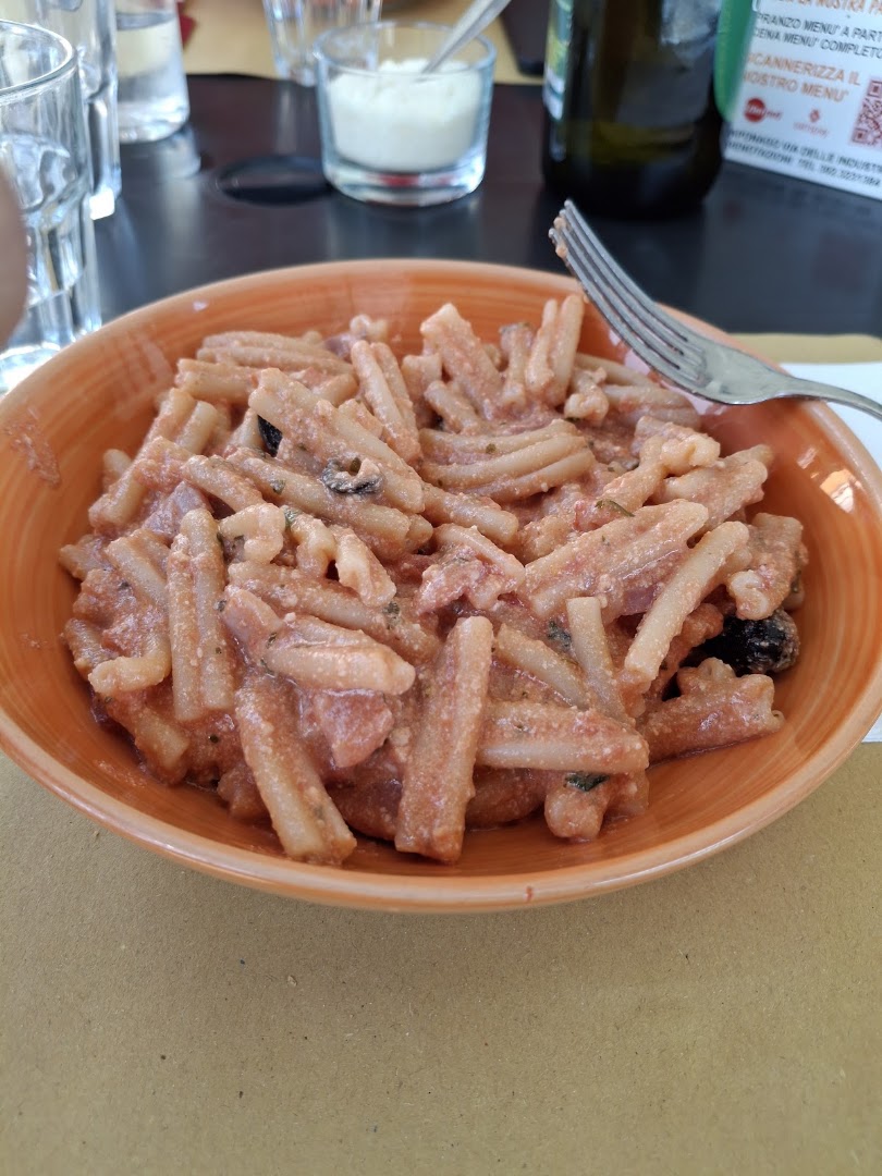 REBORN Pizzeria Ristorante , centro sportivo Caponago