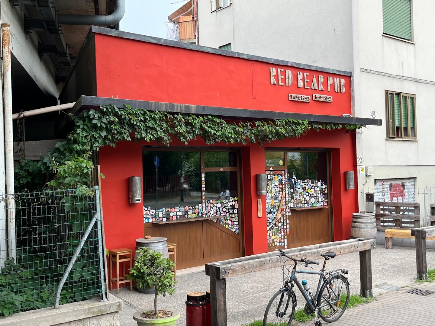 Red Bear Pub