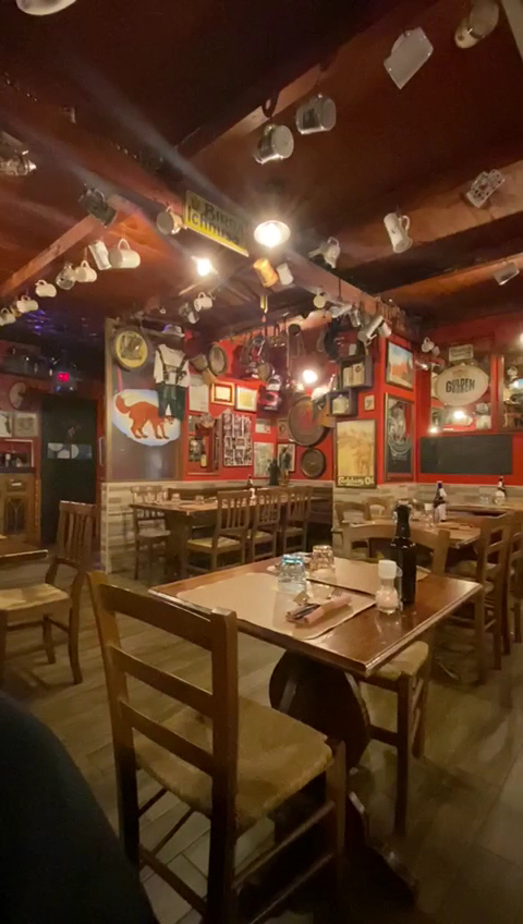 Red Fox kitchen&pub since 1981 " Villanova"