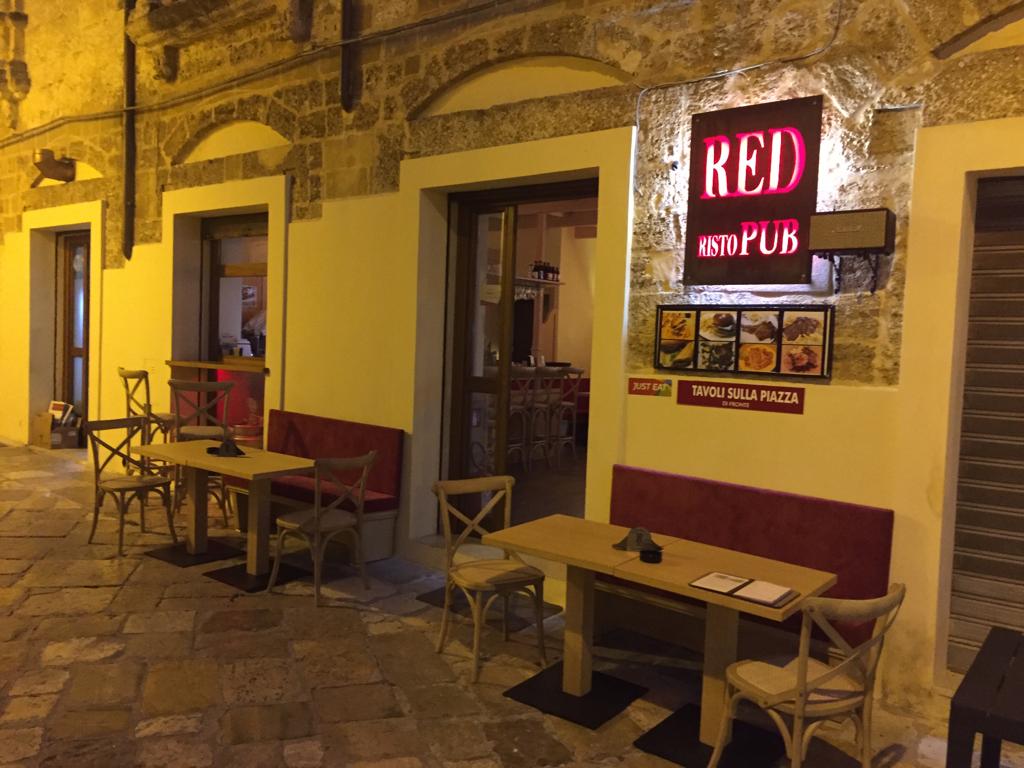 Red Ristorante pub Mesagne centro storico