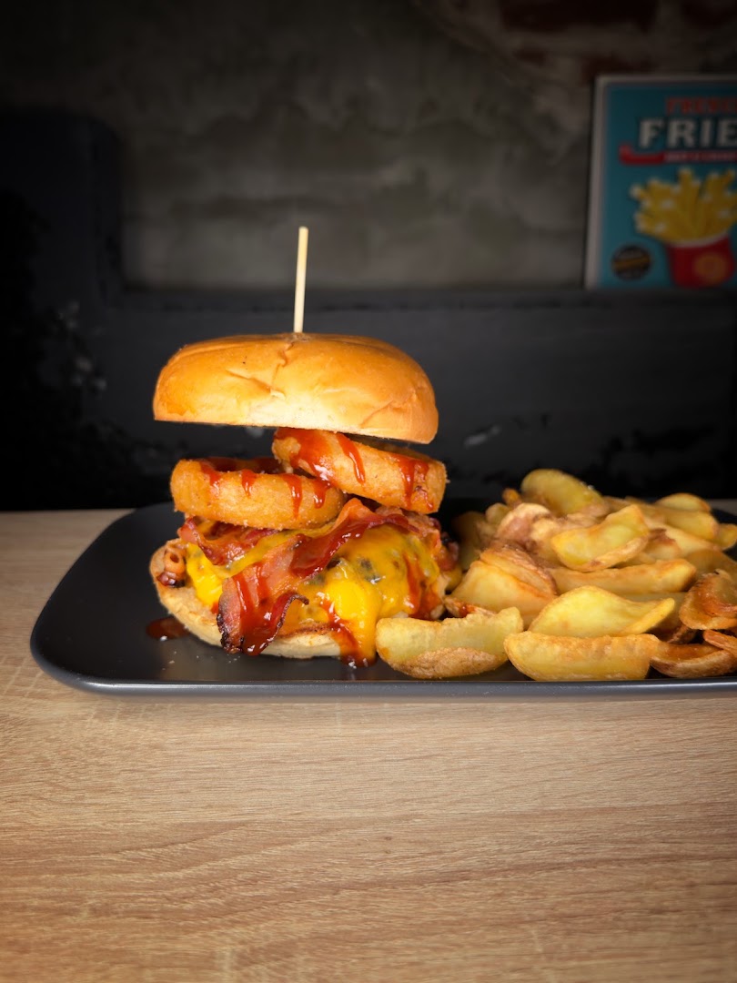 REEB | Pub Burger Birra artigianale - Milano