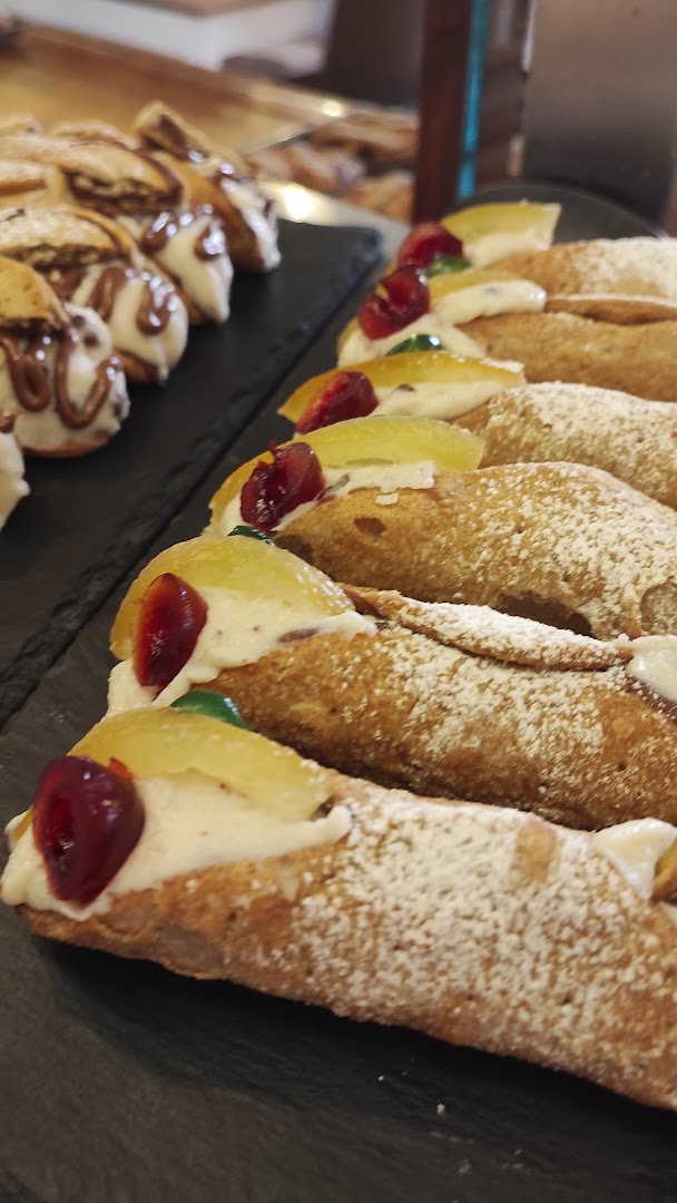 Reginella Pizzeria Pasticceria Artigianale Napoletana