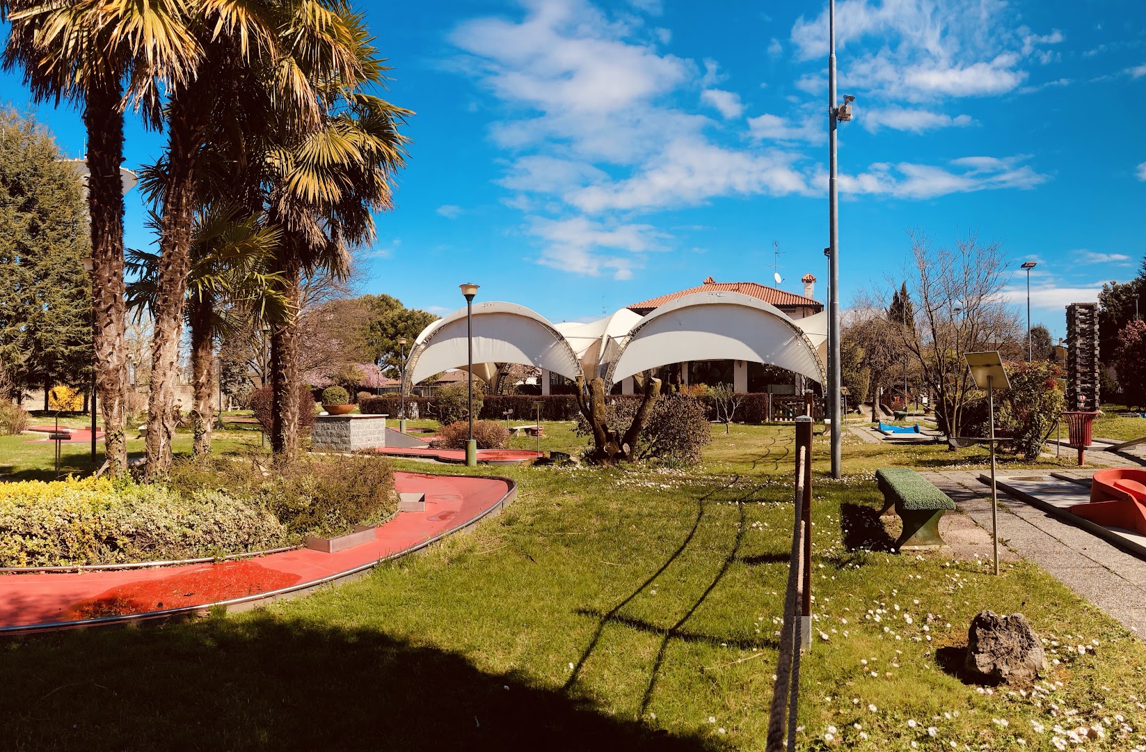 Relax Time Minigolf - Miniaturegolf con annesso Gelateria Artigianale e ristorante.
