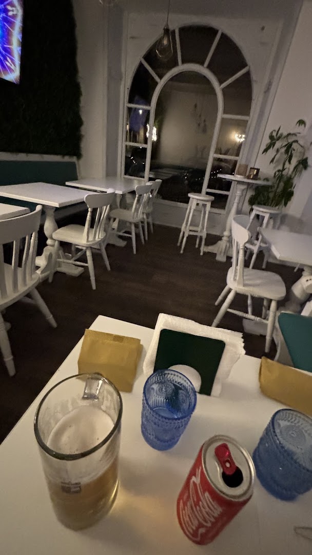 RELISH - Eatery & Bar