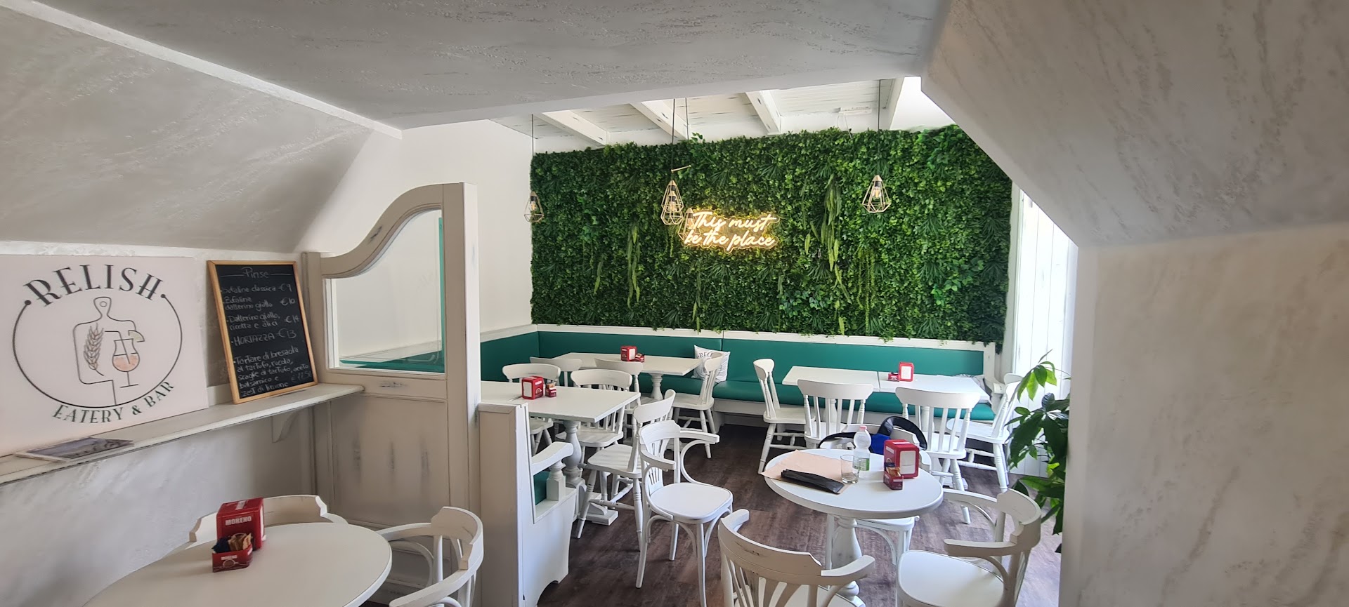 RELISH - Eatery & Bar