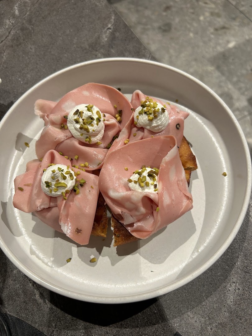 Remì - Cucina per vocazione(parcheggio privato)