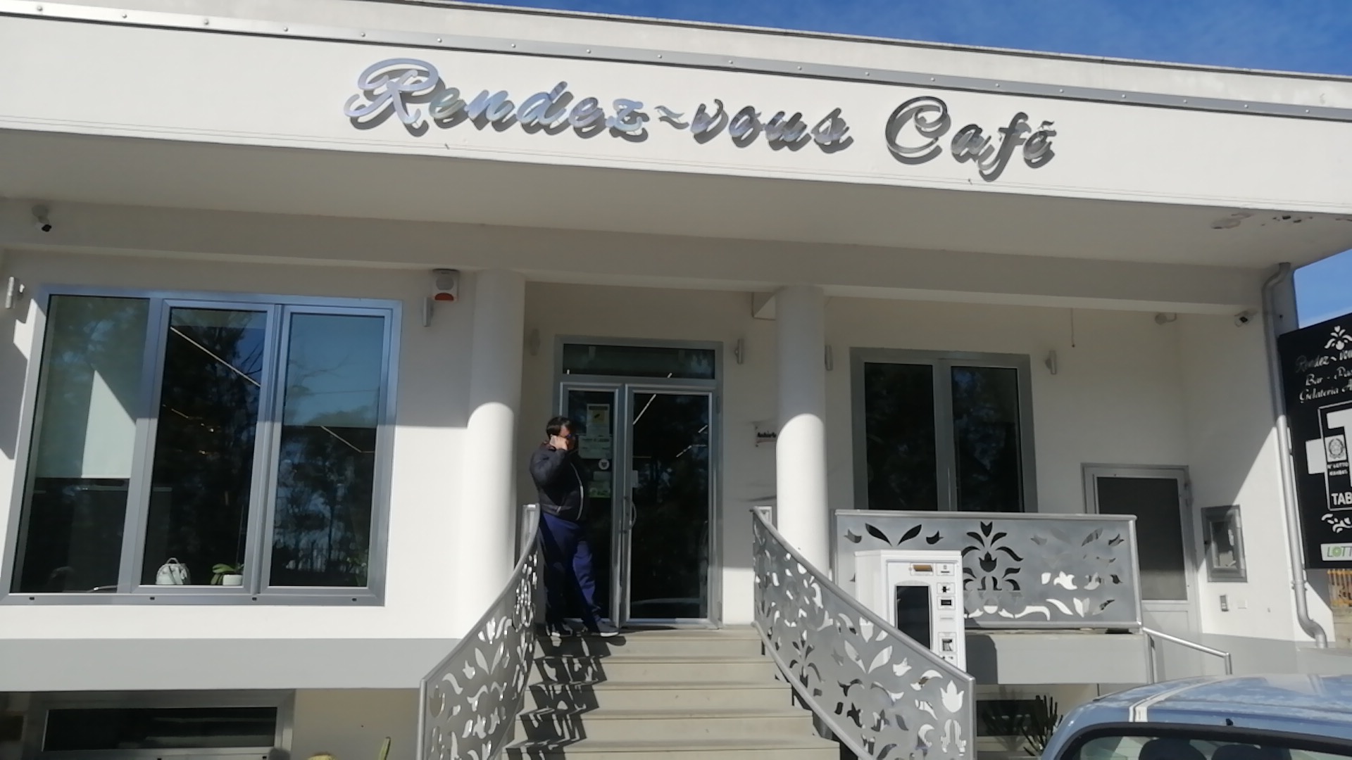 rendez vous cafe'