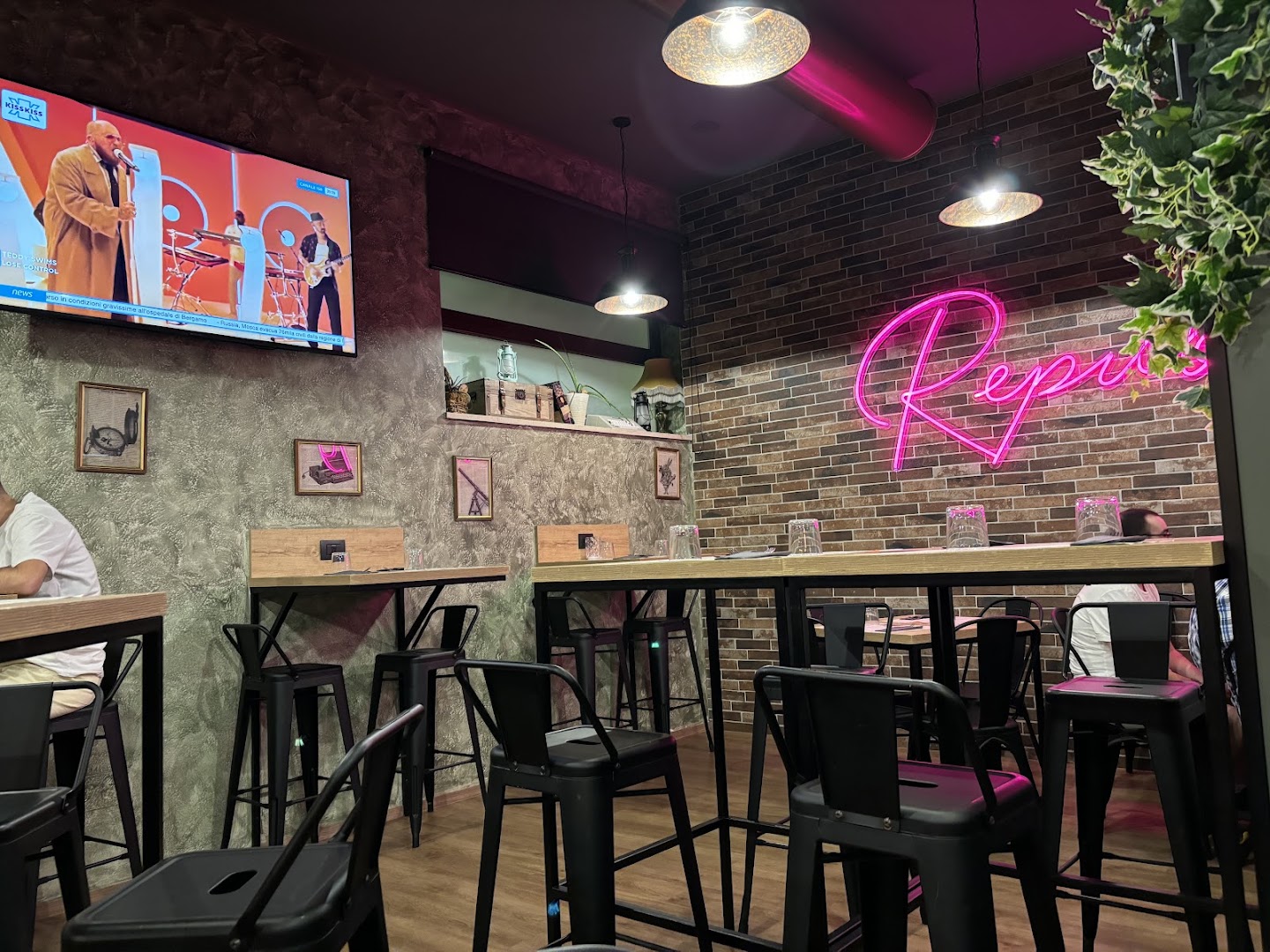 Republic 19