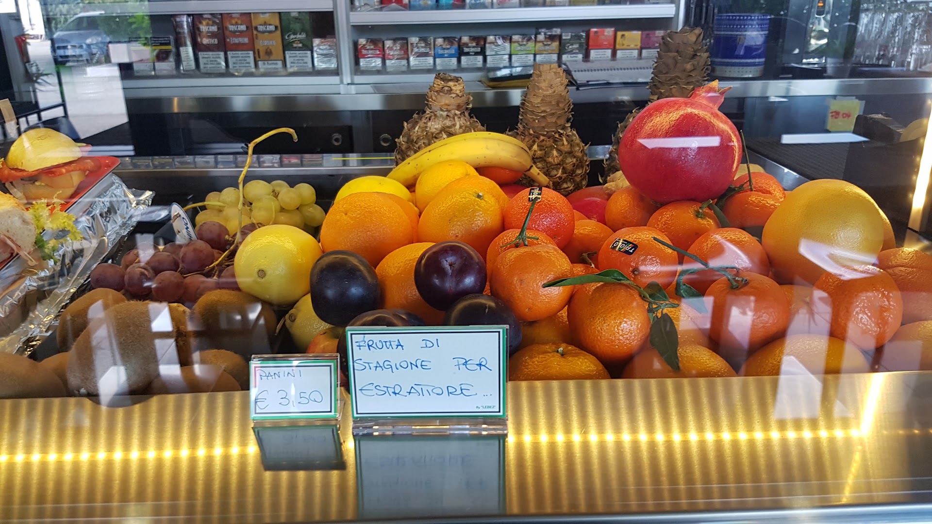 Res Distributore Di Carburante, Atessa