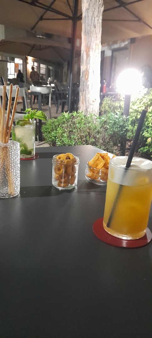 Resalè lounge bar