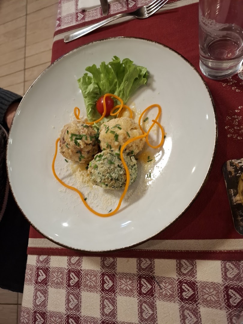Restaurant Pizzeria Latscher Stube