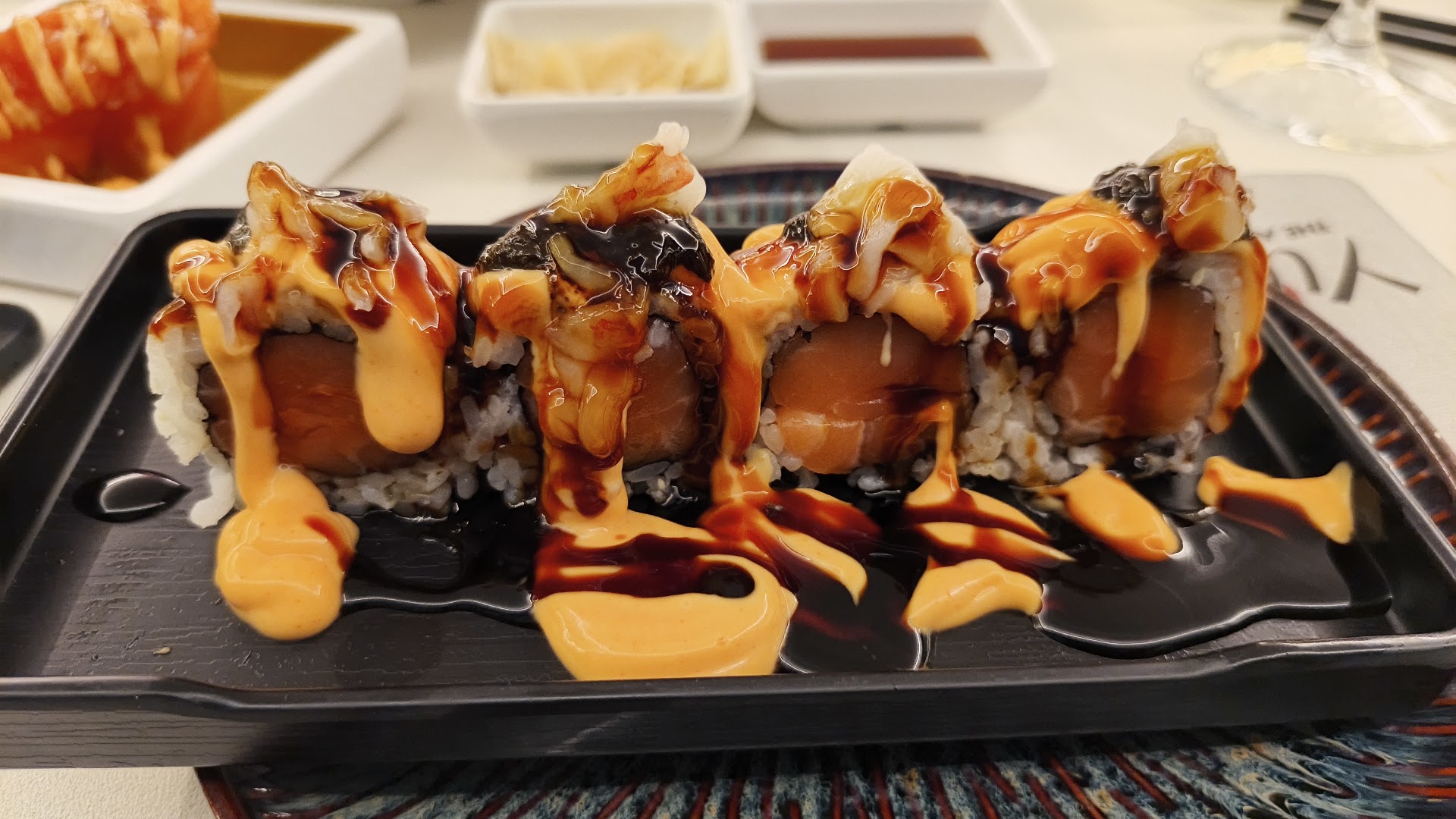 Restaurant 𝗬𝘂𝗺𝗶 𝗦𝘂𝘀𝗵𝗶 𝗢𝗹𝗯𝗶𝗮