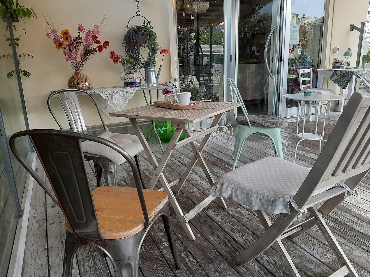 Retrò casa e caffè