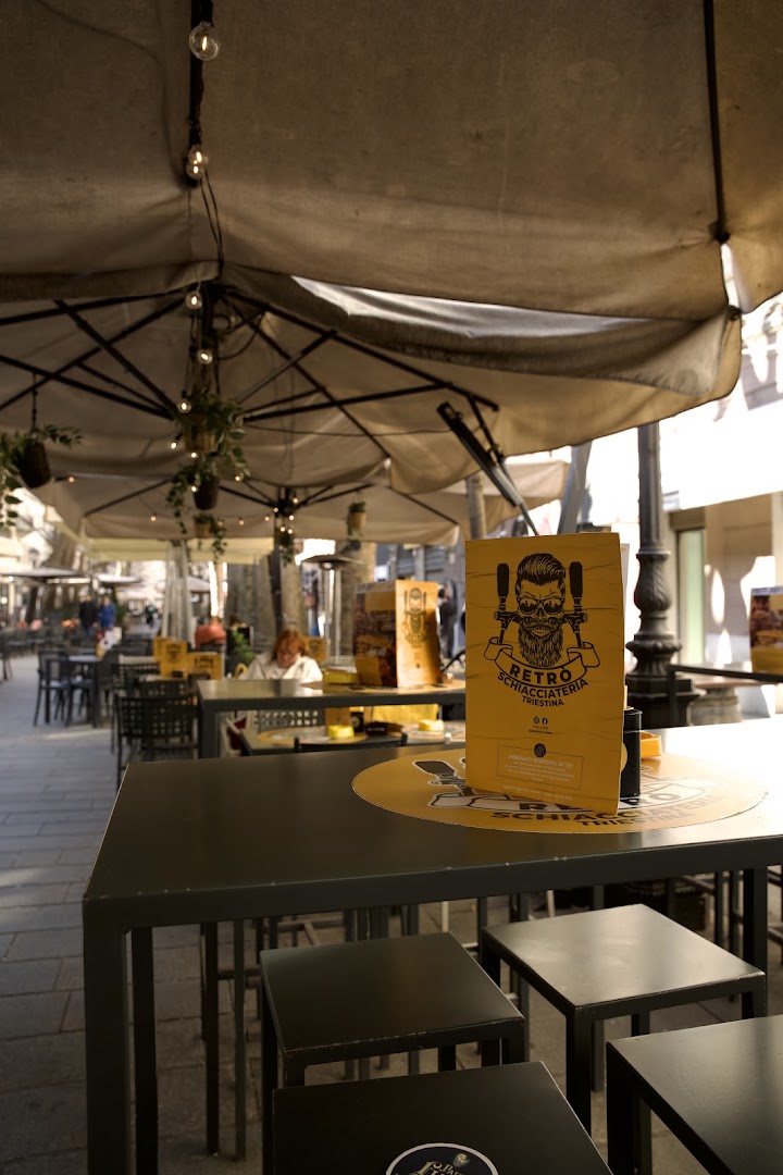 Retró XX settembre - Schiacciateria Triestina