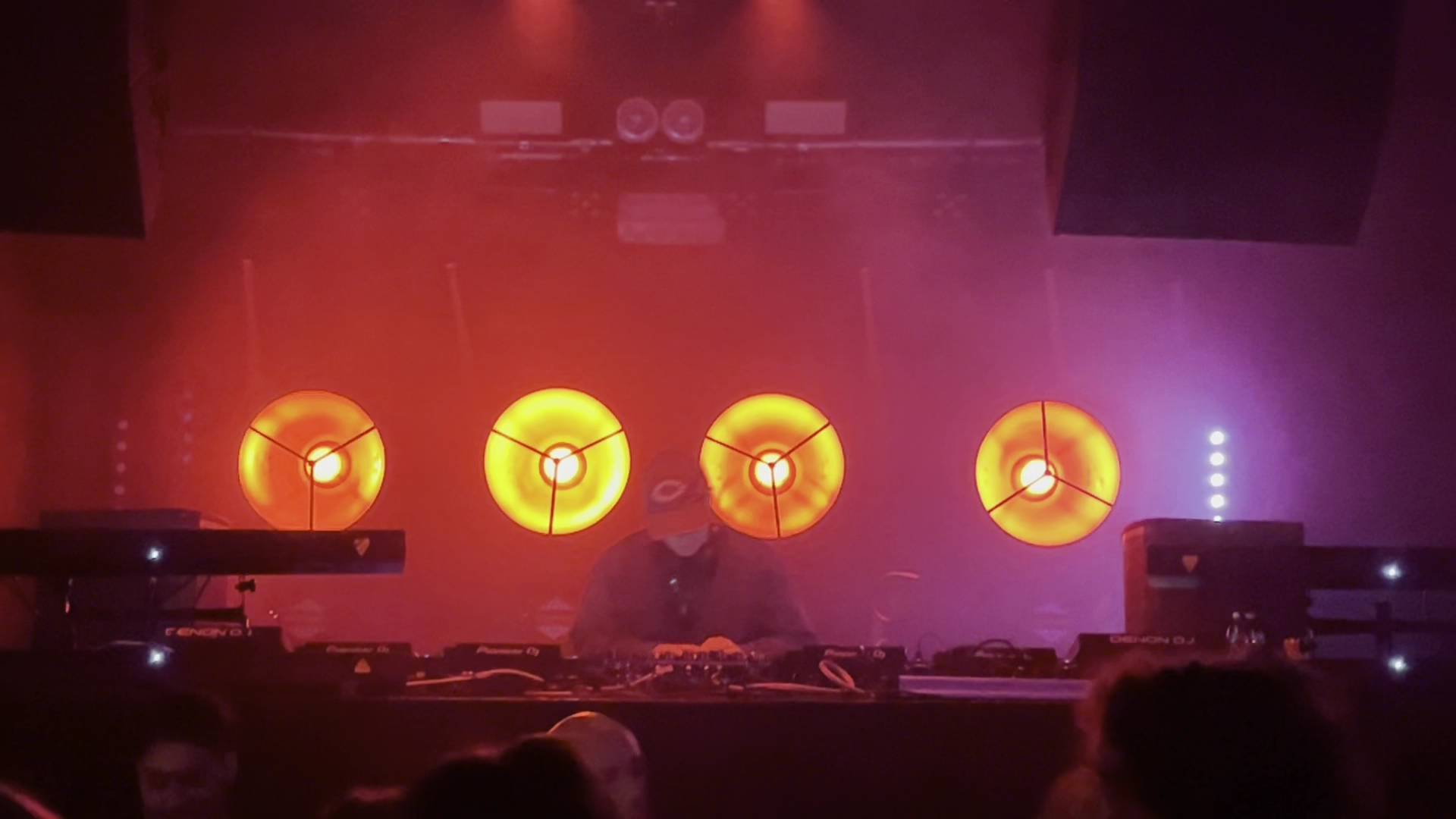 Retronouveau - live music & clubbing
