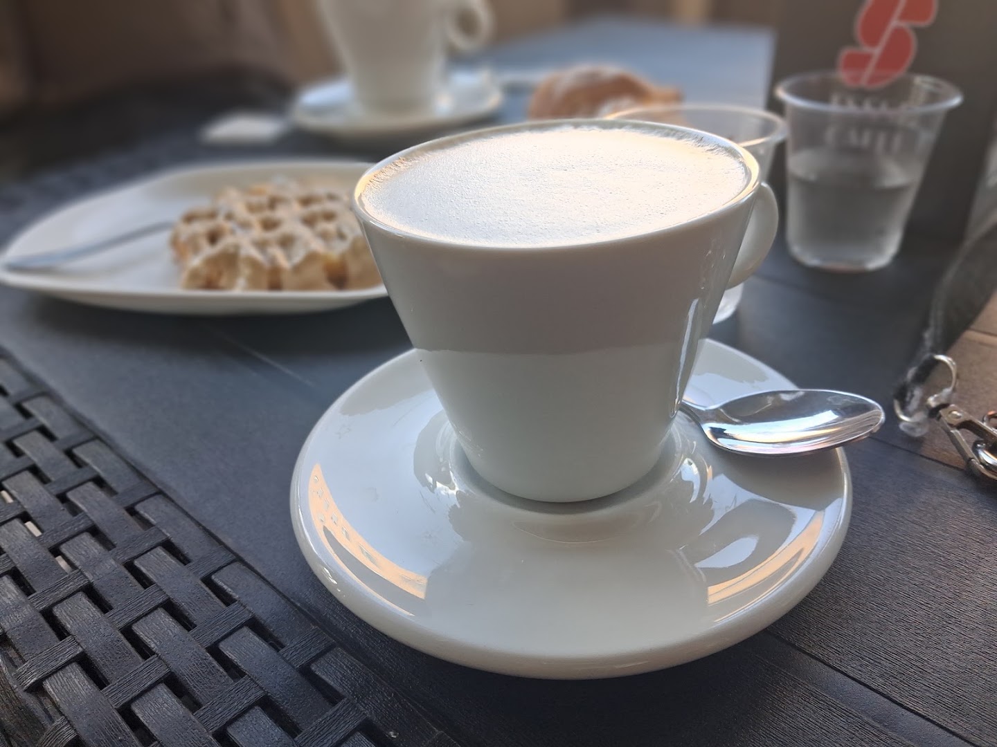 Revé Café