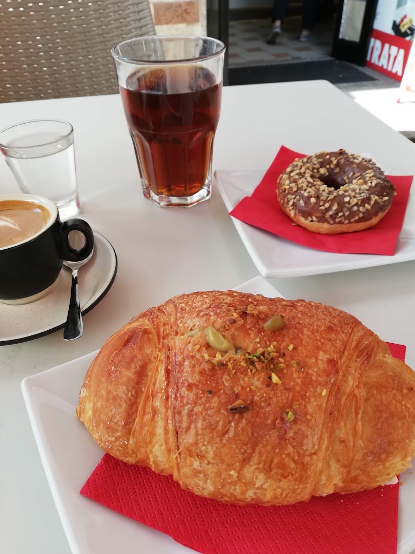 Revolta Cafè