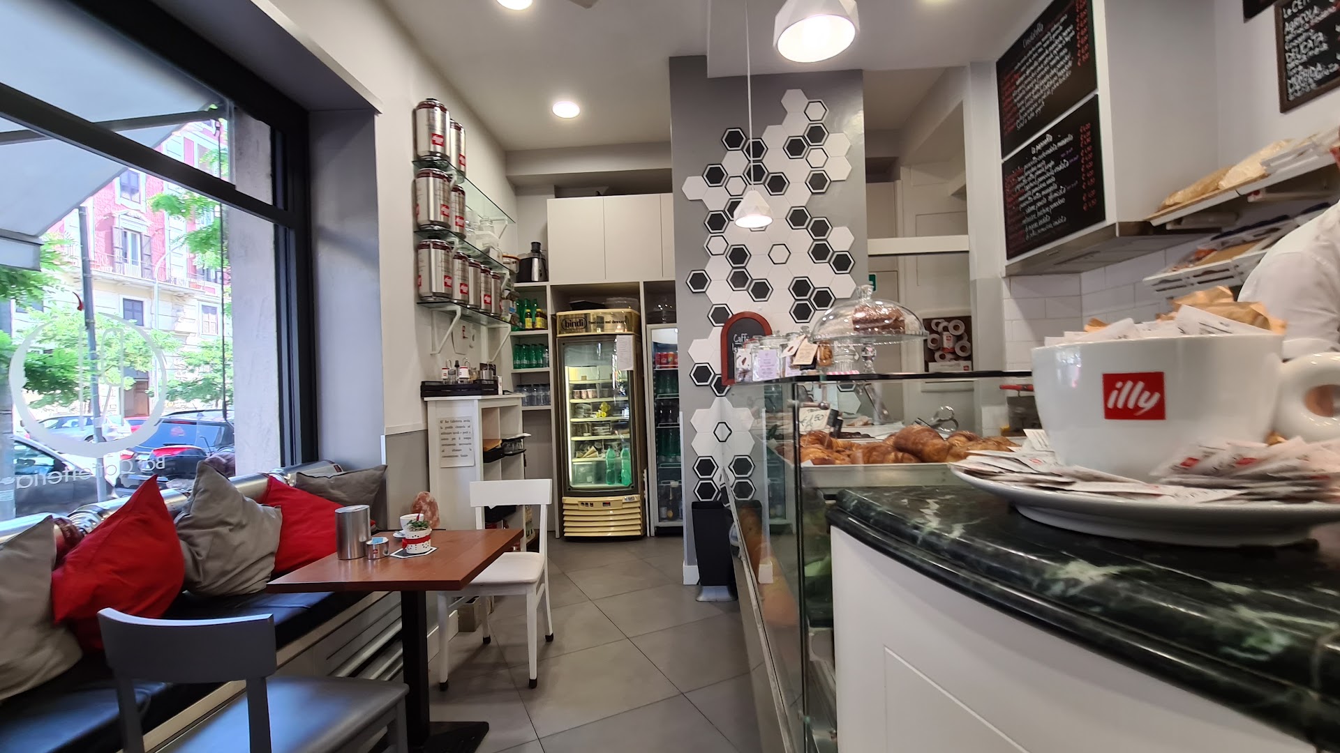 RI' Bar Caffetteria