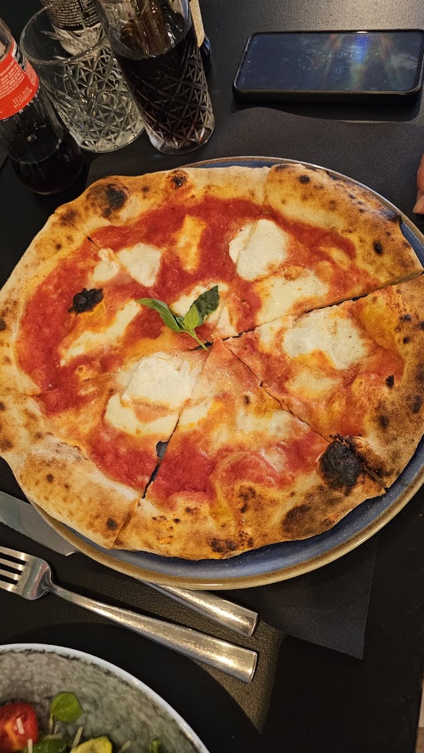 Ricci Pizza & Drinks